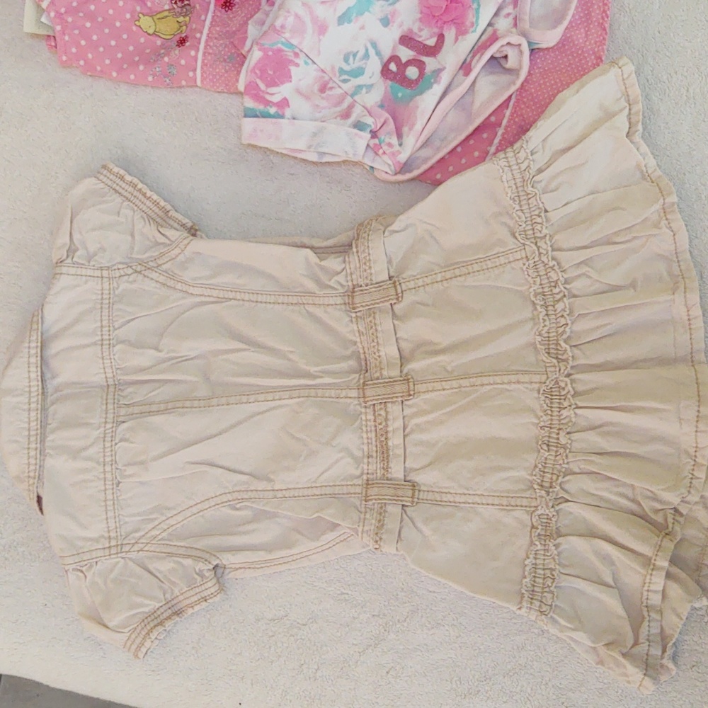 Lot girls 3T summer dresses, outfits & PJ's. Some NWOT in excellent condition. - Picture 9 of 16